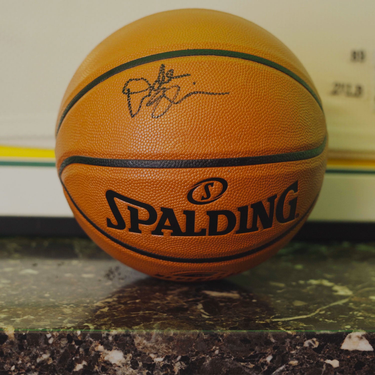 Dale Ellis Autographed Signed Basketball!